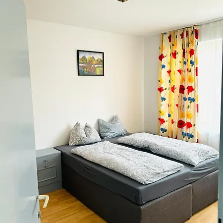 Guesthouse-mother Guest house