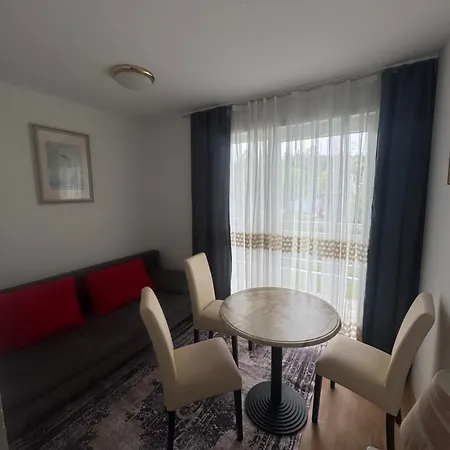 Guesthouse-mother * Sankt Kanzian am Klopeiner See