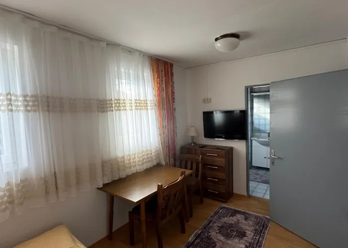 Guesthouse-mother Pensjonat